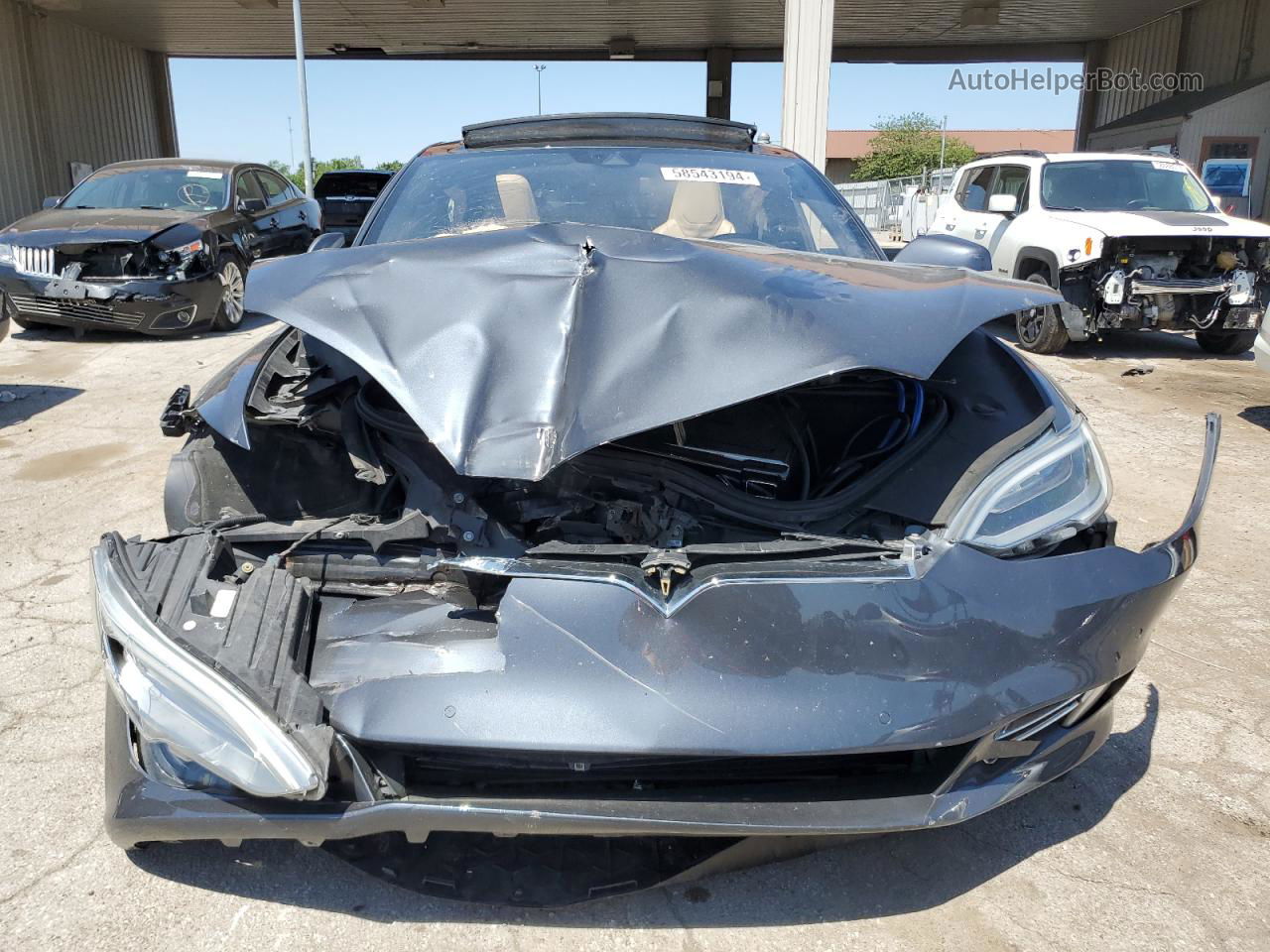 2016 Tesla Model S  Gray vin: 5YJSA1E26GF139650