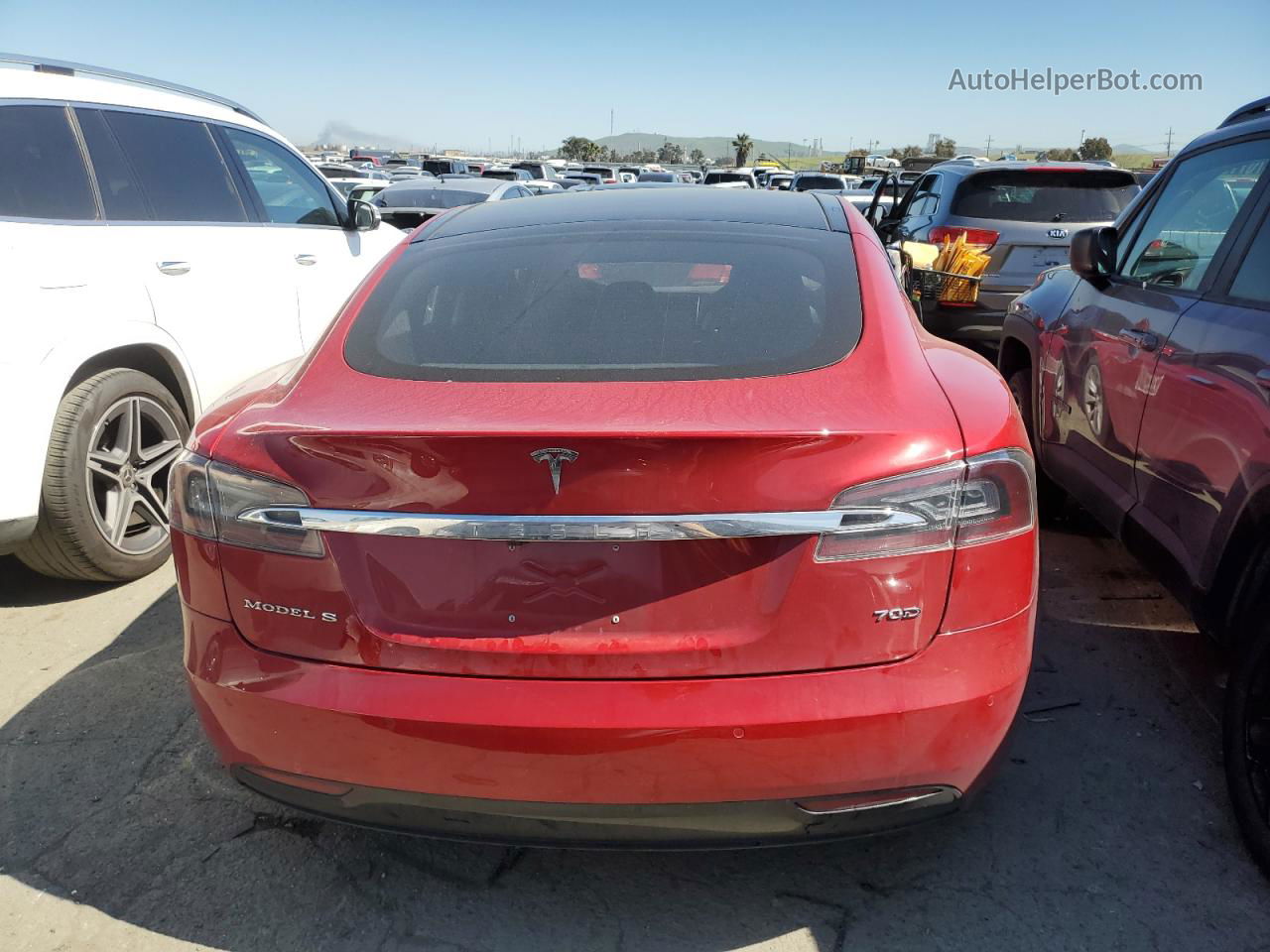 2016 Tesla Model S  Red vin: 5YJSA1E26GF143200