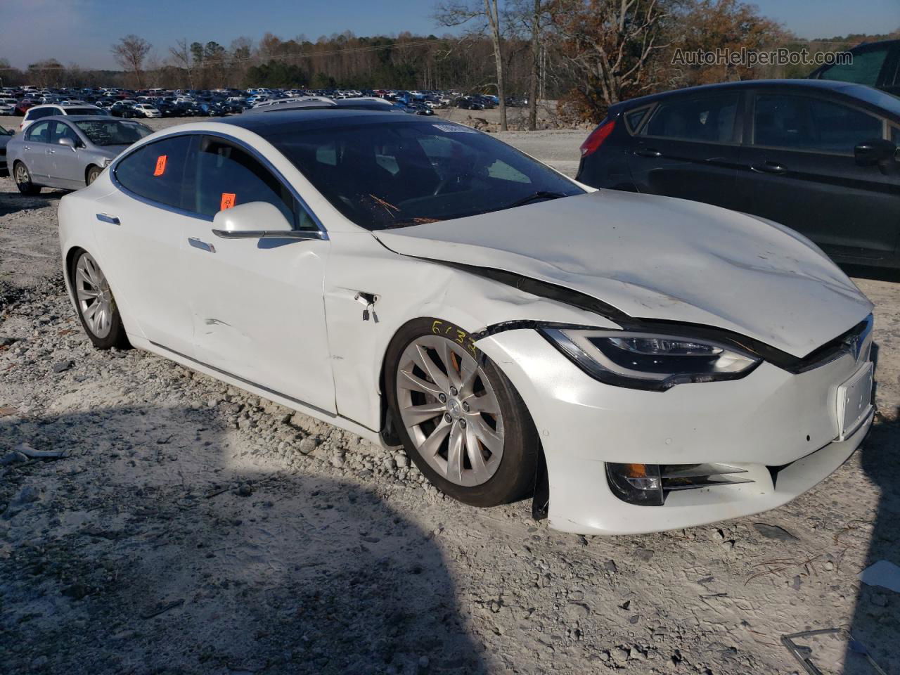 2016 Tesla Model S  White vin: 5YJSA1E26GF168243