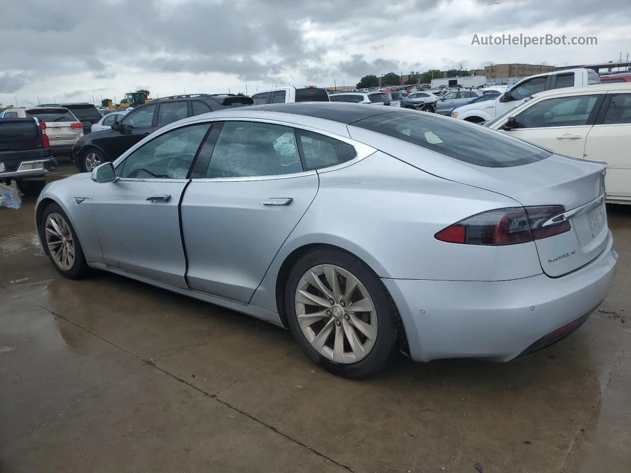 2016 Tesla Model S  Silver vin: 5YJSA1E27GF142847