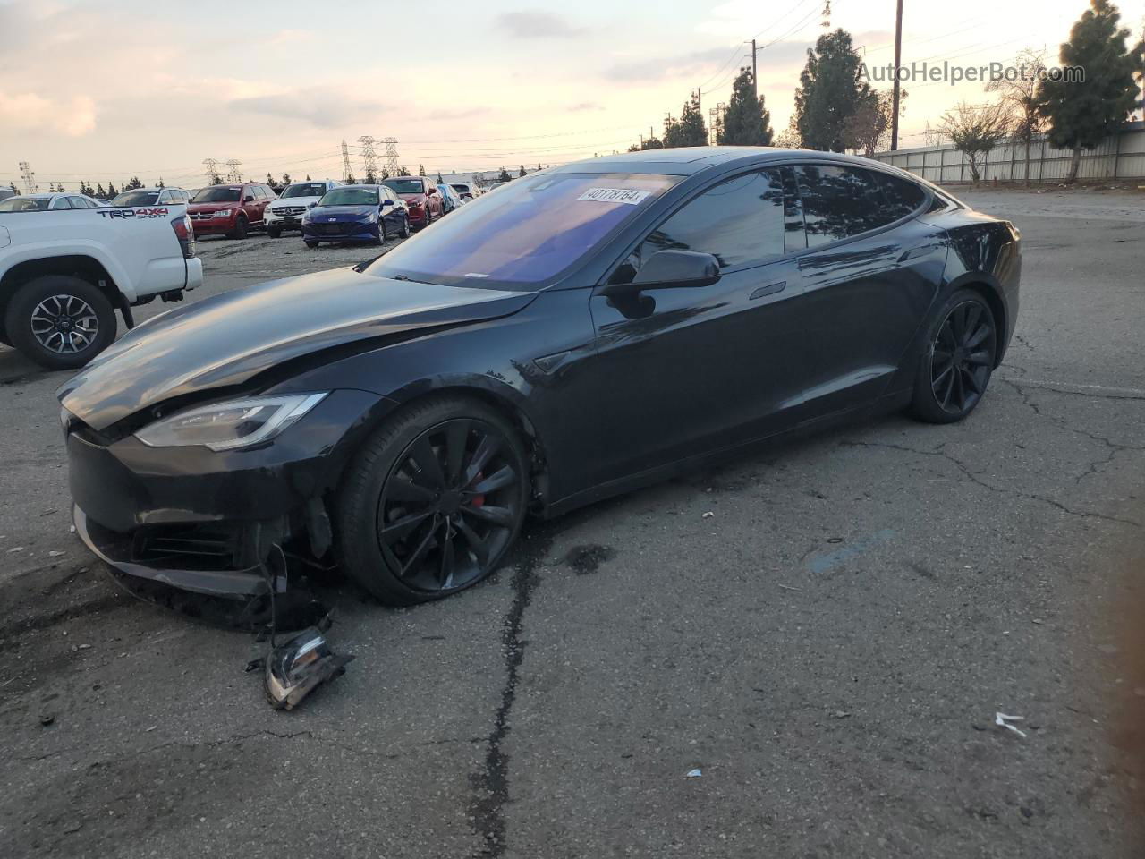 2016 Tesla Model S  Black vin: 5YJSA1E27GF147918