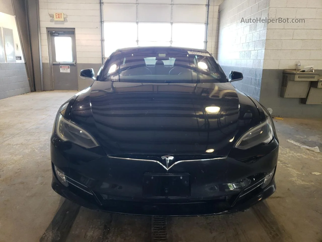 2018 Tesla Model S  Black vin: 5YJSA1E27JF248934