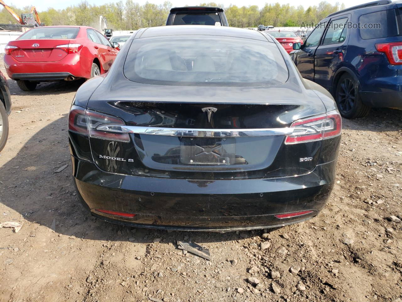 2016 Tesla Model S  Black vin: 5YJSA1E28GF143909