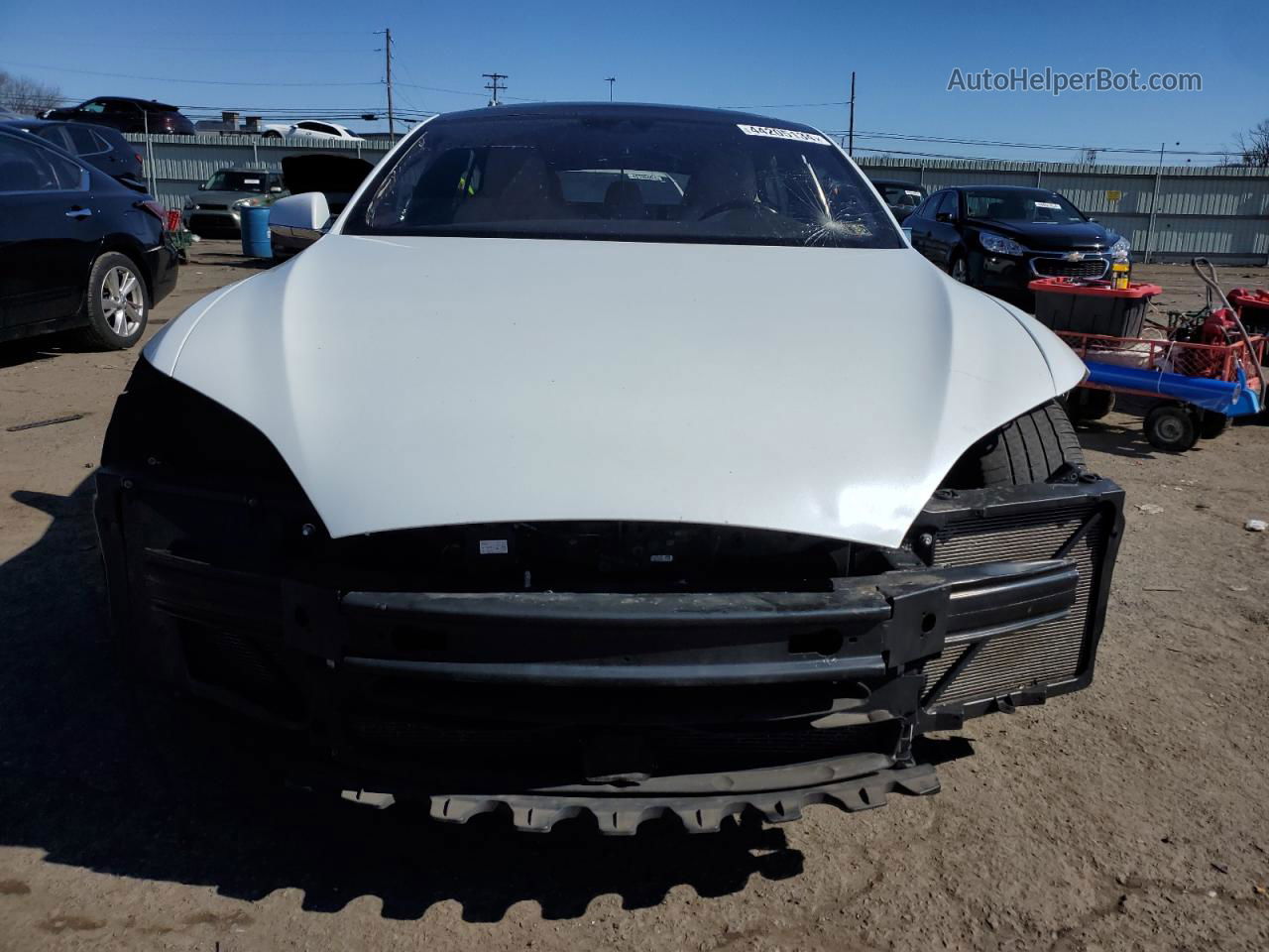 2016 Tesla Model S  White vin: 5YJSA1E29GF122244