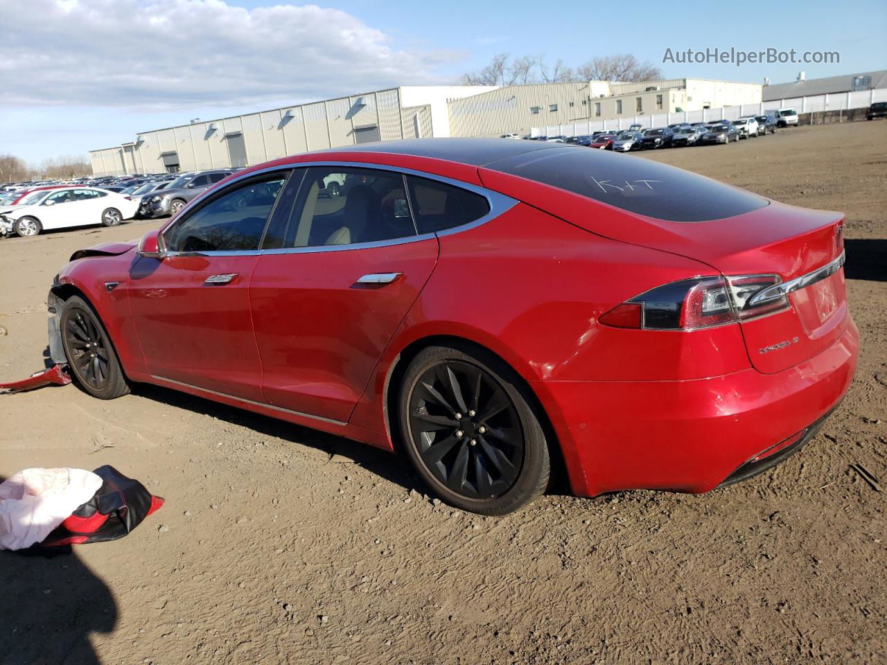 2018 Tesla Model S  Red vin: 5YJSA1E29JF245484