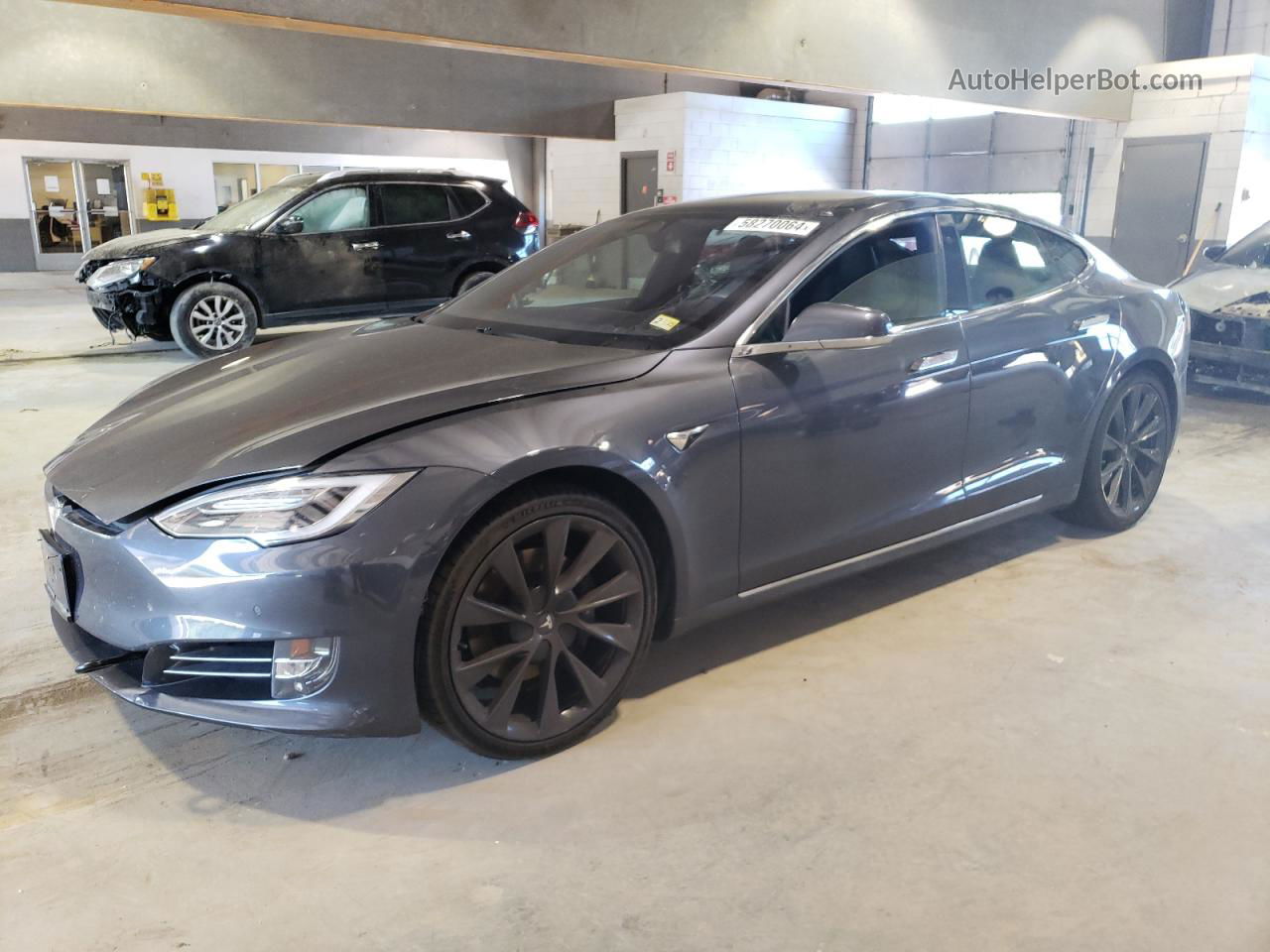 2019 Tesla Model S  Угольный vin: 5YJSA1E29KF305961