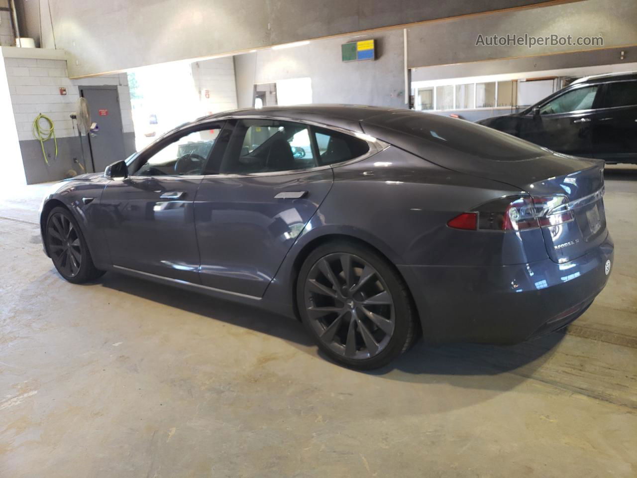 2019 Tesla Model S  Угольный vin: 5YJSA1E29KF305961