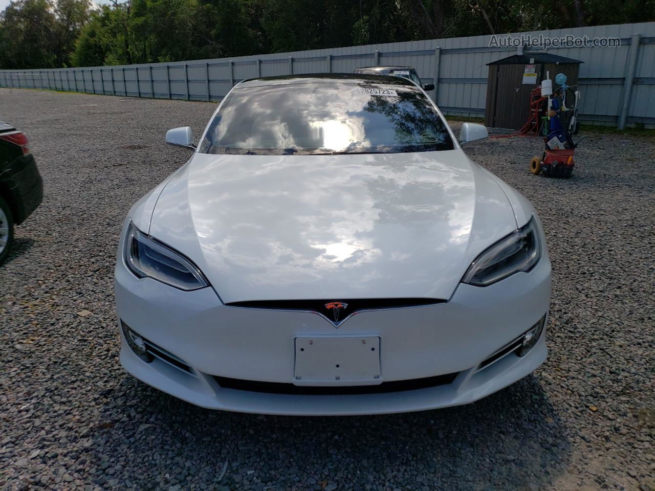 2020 Tesla Model S  Белый vin: 5YJSA1E29LF411036