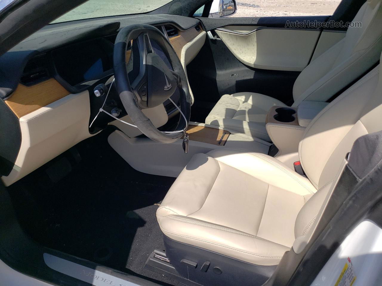 2021 Tesla Model S  White vin: 5YJSA1E29MF425262