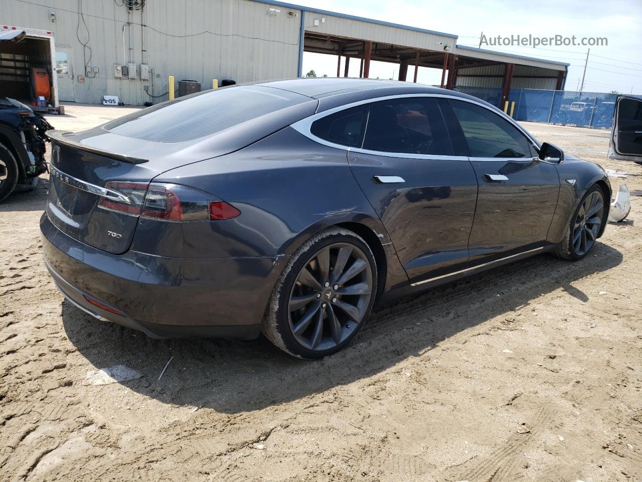 2015 Tesla Model S  Gray vin: 5YJSA1E2XFF109534