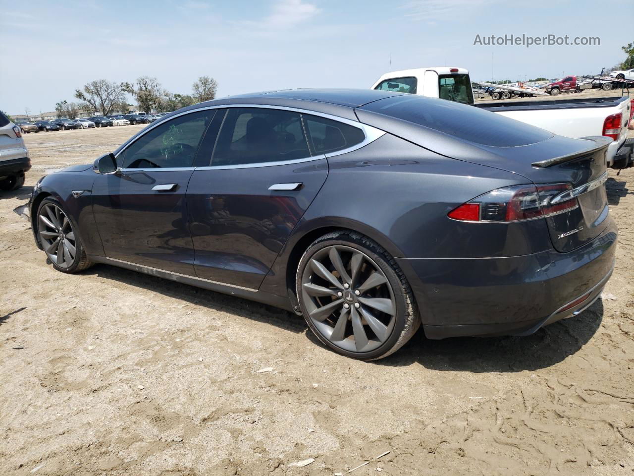 2015 Tesla Model S  Gray vin: 5YJSA1E2XFF109534