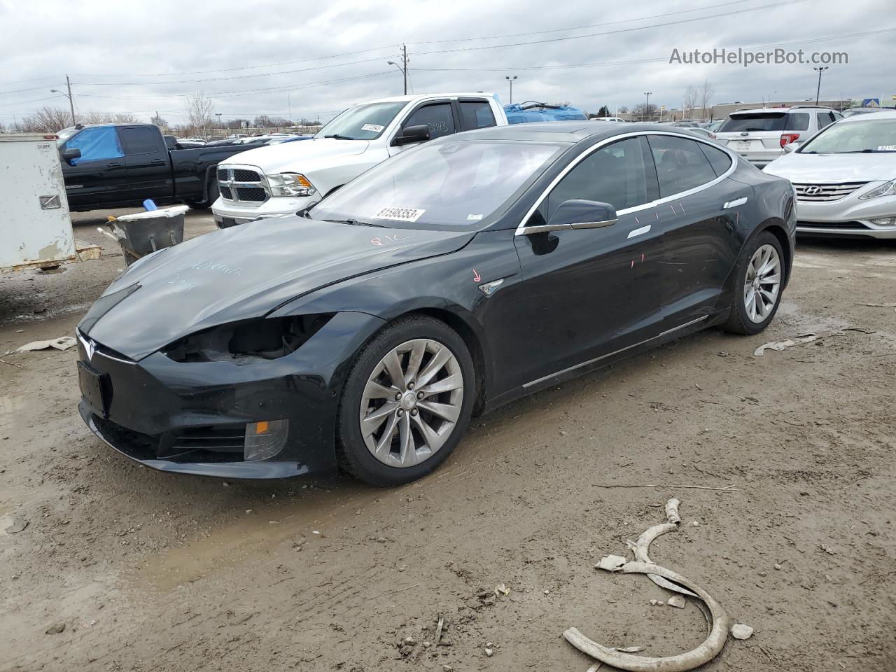 2016 Tesla Model S  Black vin: 5YJSA1E2XGF139585