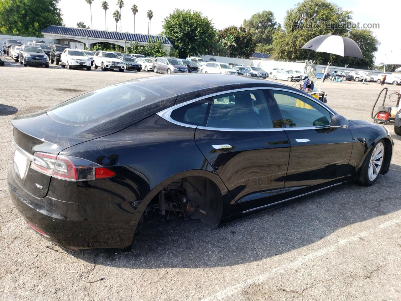 2018 Tesla Model S  Black vin: 5YJSA1E2XJF281457