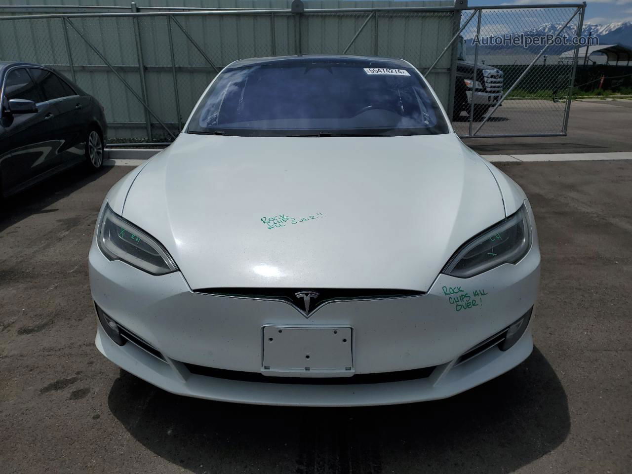 2018 Tesla Model S  White vin: 5YJSA1E2XJF297691