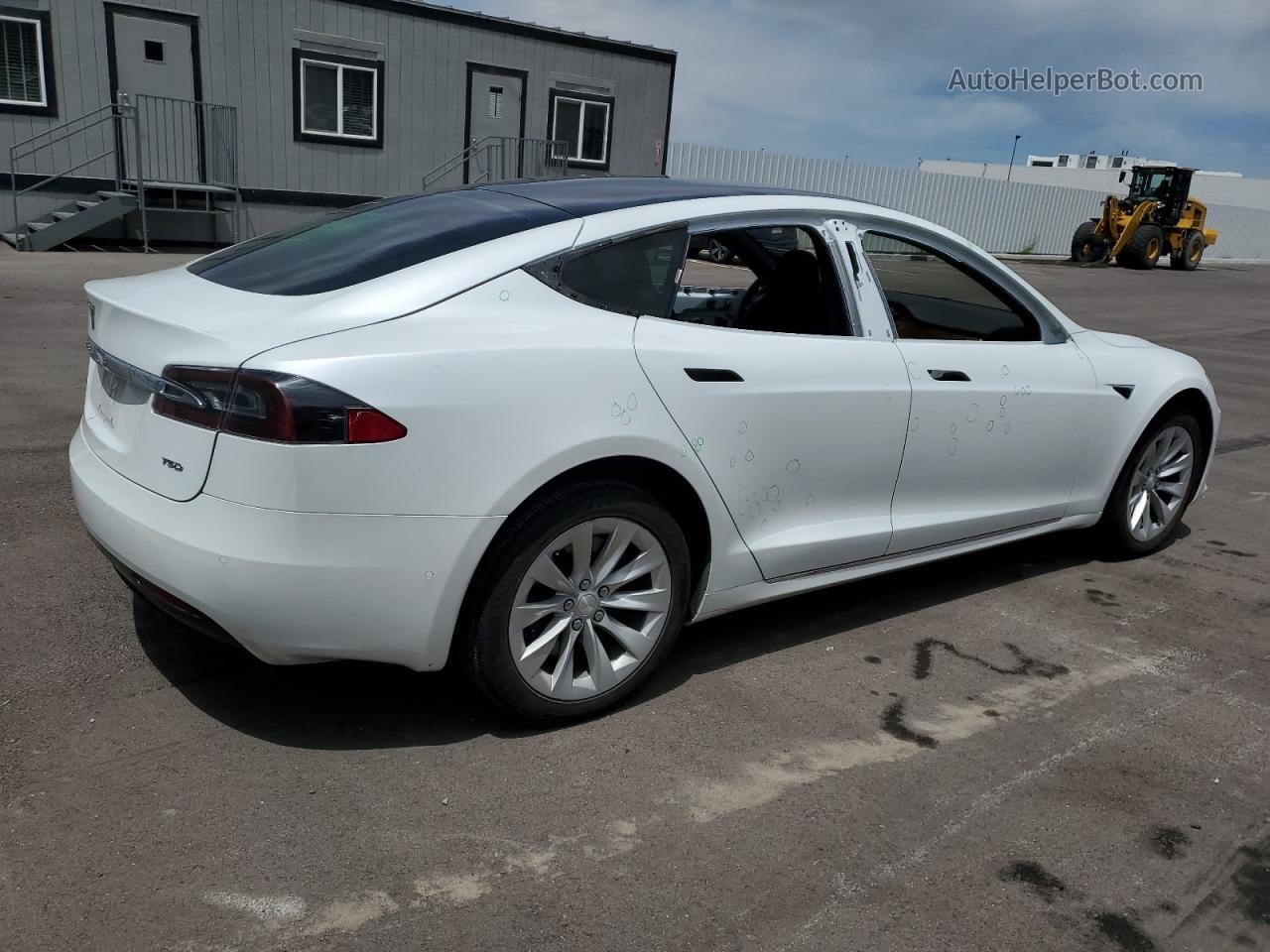 2018 Tesla Model S  White vin: 5YJSA1E2XJF297691