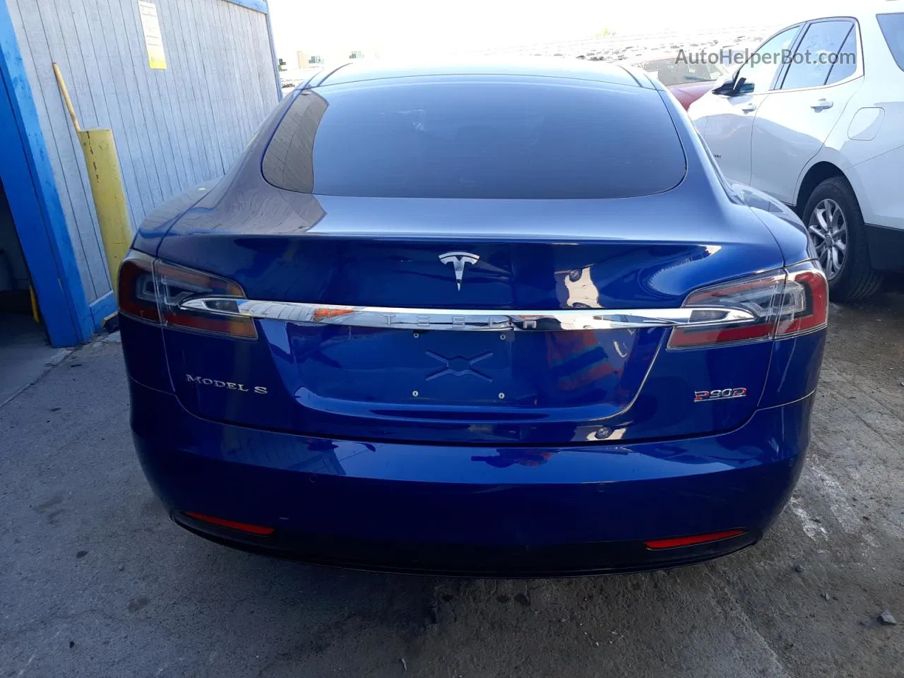 2016 Tesla Model S  Blue vin: 5YJSA1E41GF147057