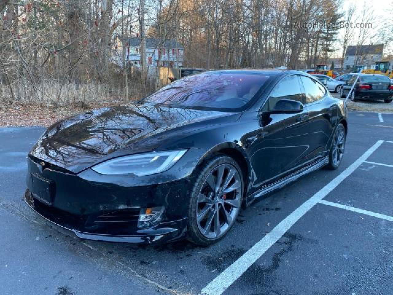 2019 Tesla Model S  Черный vin: 5YJSA1E41KF337840