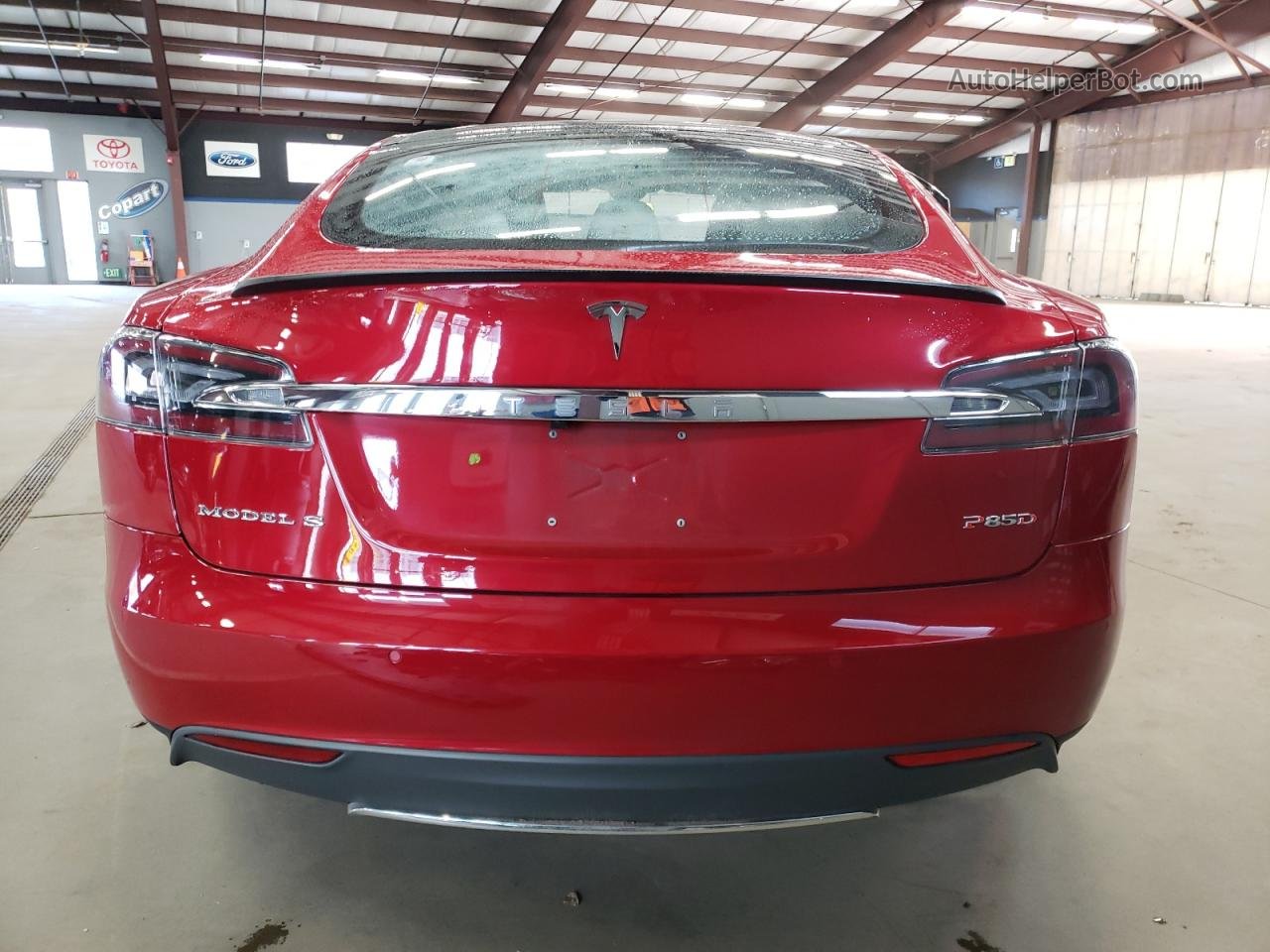 2015 Tesla Model S  Красный vin: 5YJSA1E43FF109201