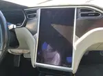 2016 Tesla Model S  Серебряный vin: 5YJSA1E43GF141177