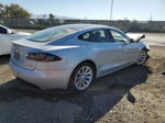 2016 Tesla Model S  Серебряный vin: 5YJSA1E43GF141177