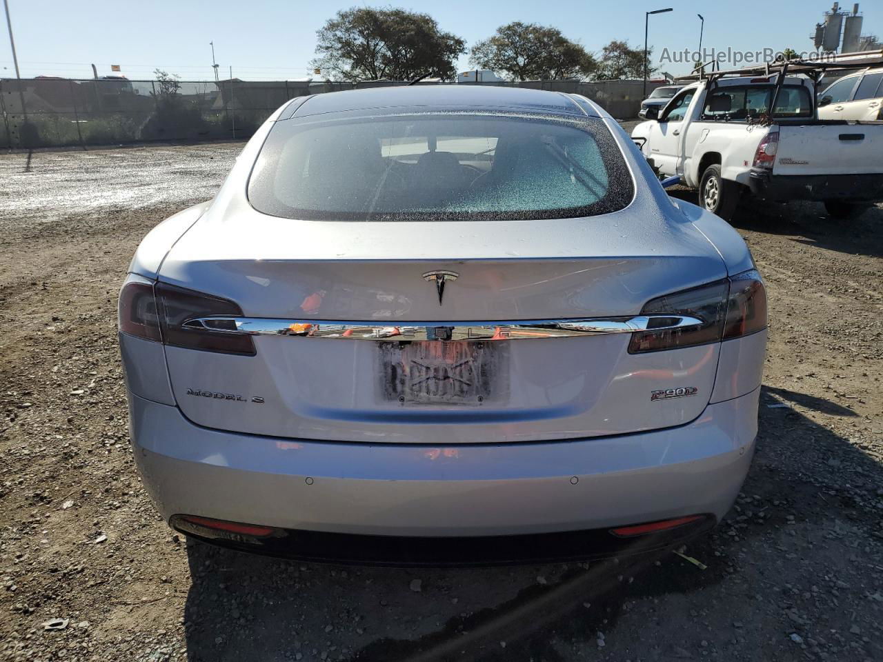 2016 Tesla Model S  Silver vin: 5YJSA1E43GF141177