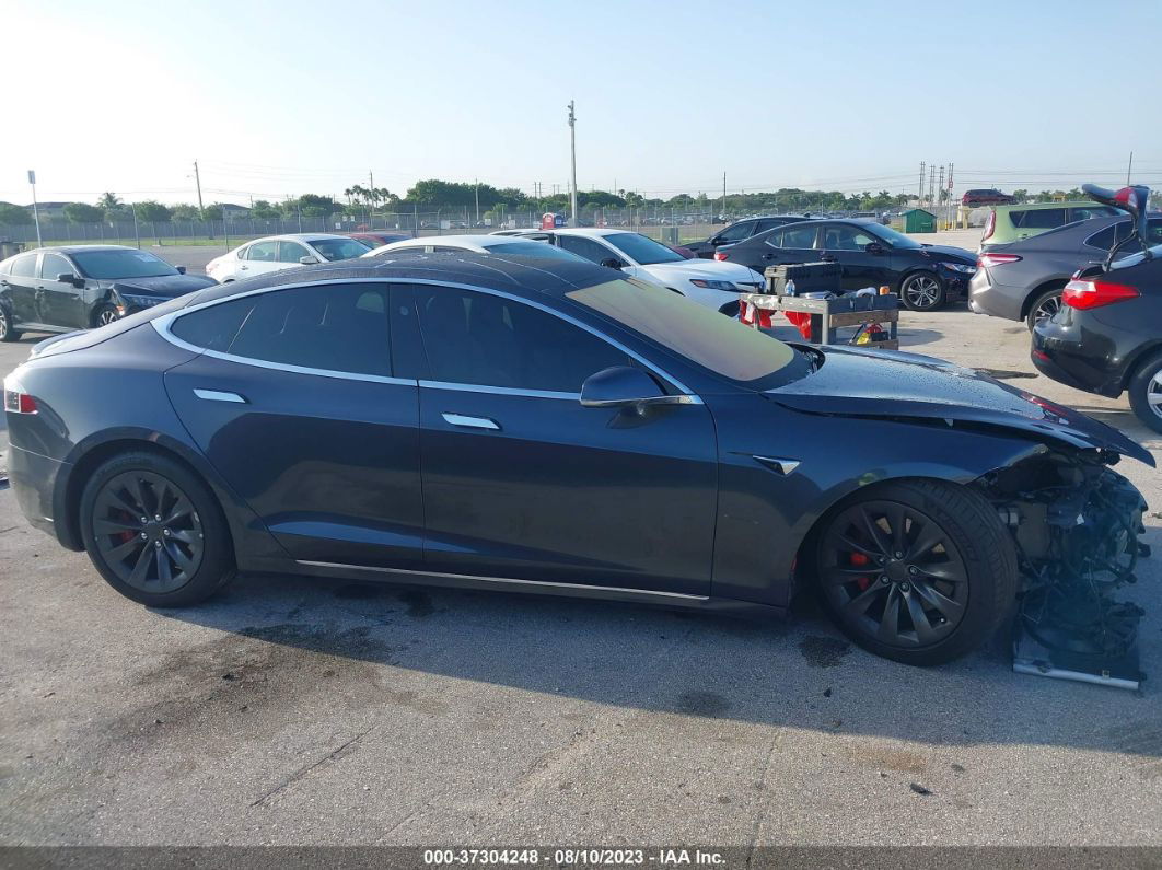 2020 Tesla Model S Performance Gray vin: 5YJSA1E45LF362693