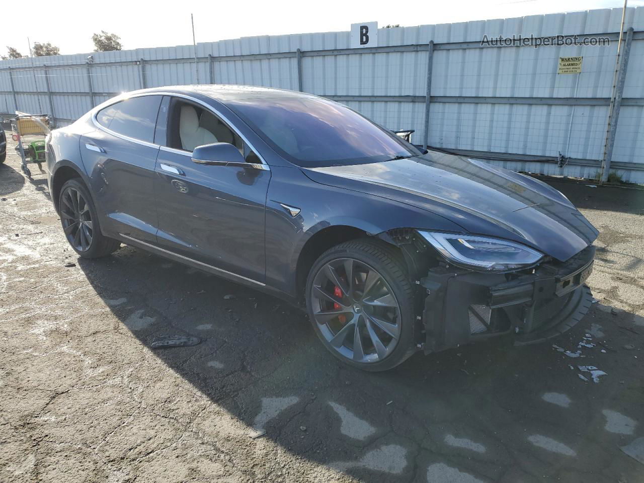 2020 Tesla Model S  Silver vin: 5YJSA1E45LF366419