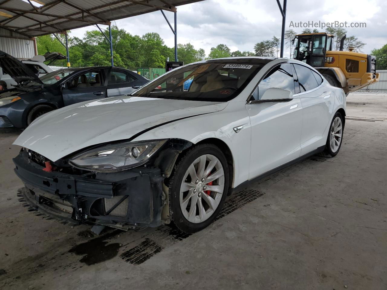 2015 Tesla Model S  White vin: 5YJSA1E46FF103781