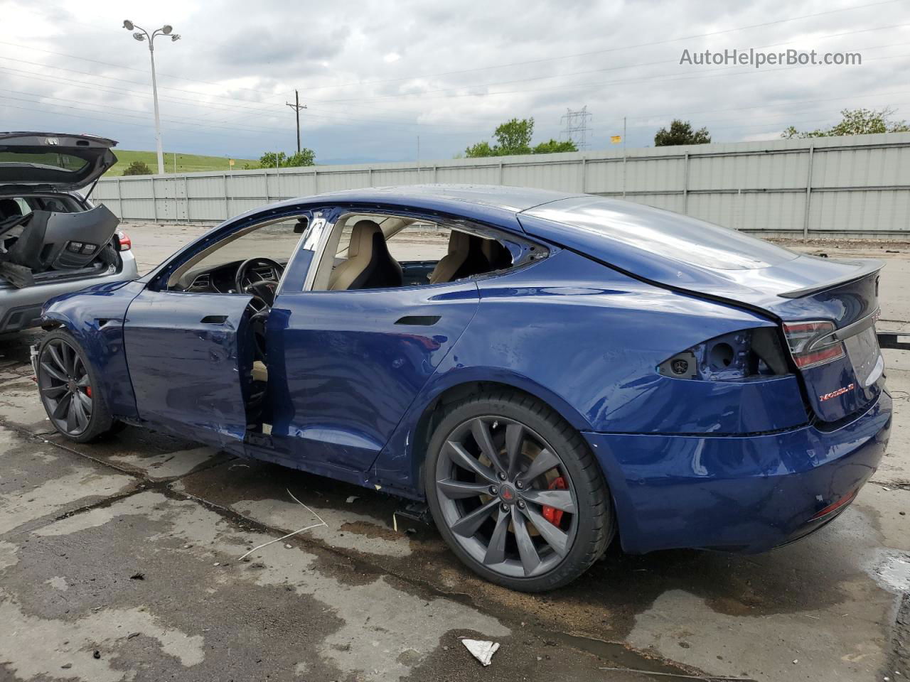 2016 Tesla Model S  Синий vin: 5YJSA1E46GF159687