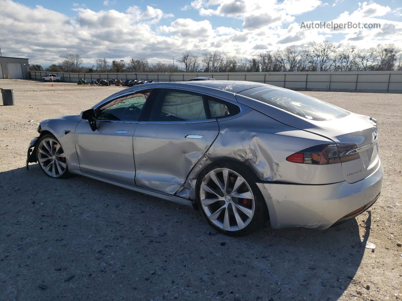 2018 Tesla Model S  Silver vin: 5YJSA1E46JF297740