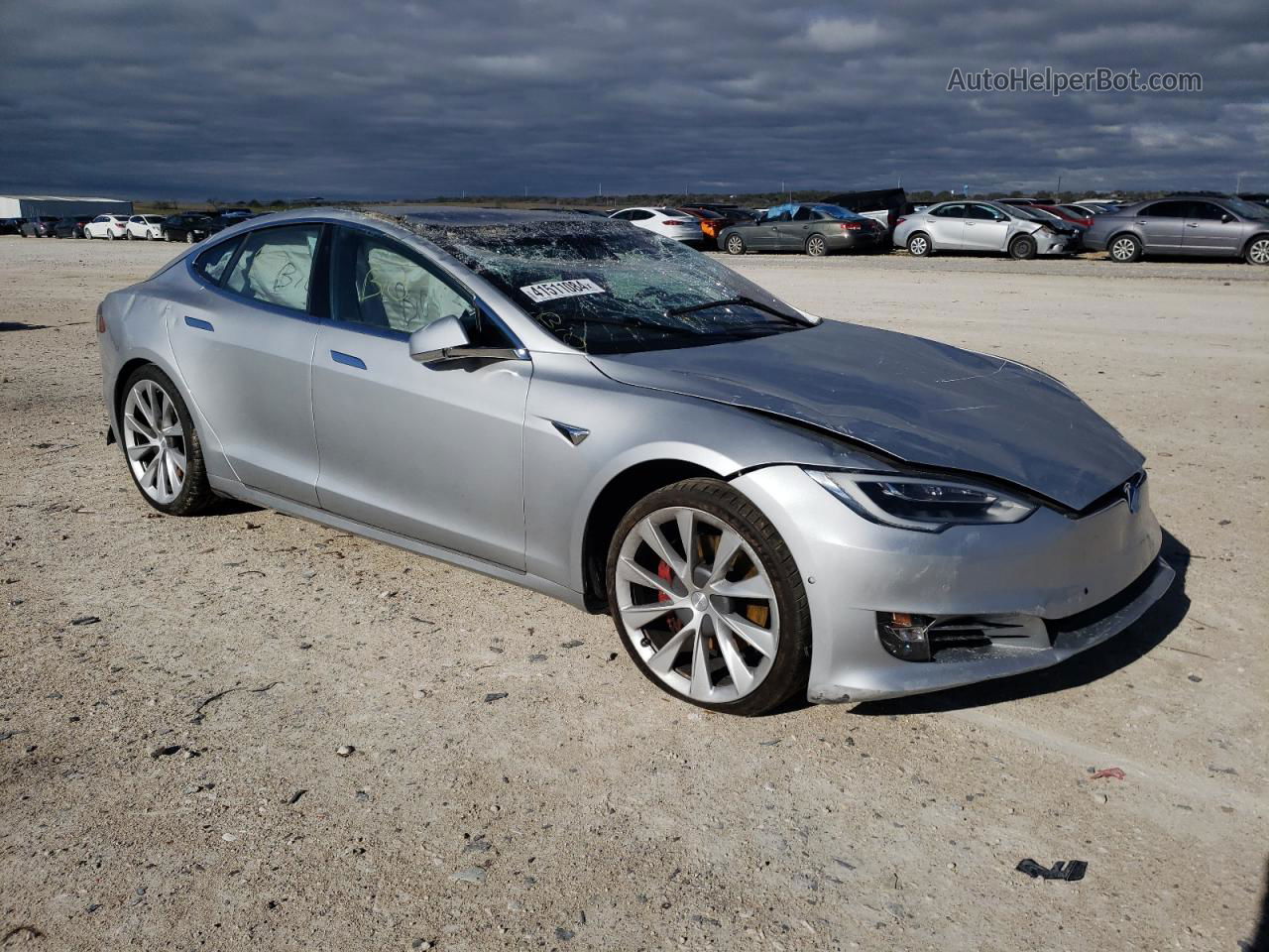 2018 Tesla Model S  Silver vin: 5YJSA1E46JF297740