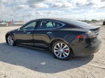 2015 Tesla Model S  Черный vin: 5YJSA1E47FF104227