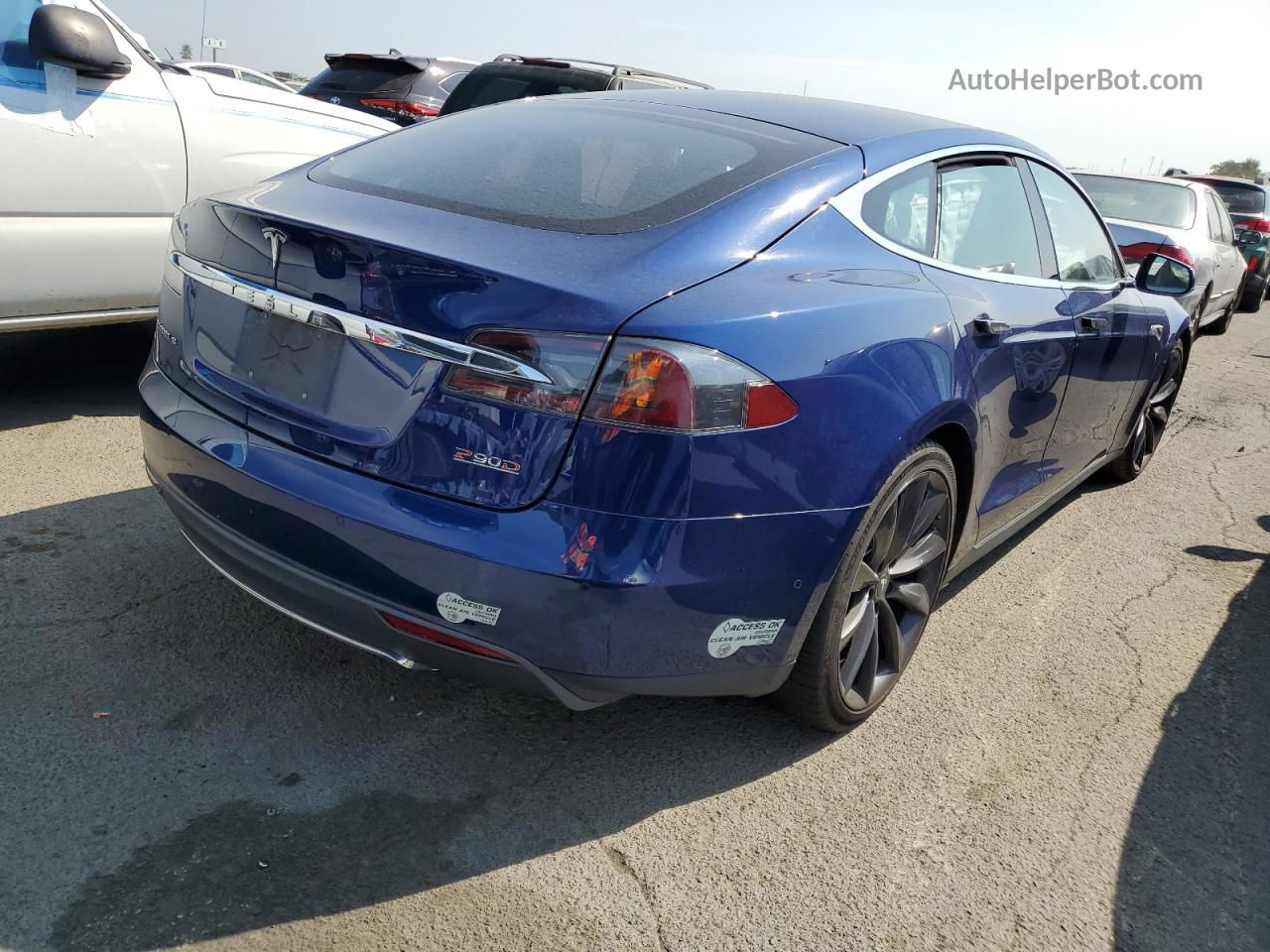 2015 Tesla Model S  Blue vin: 5YJSA1E47FF111050