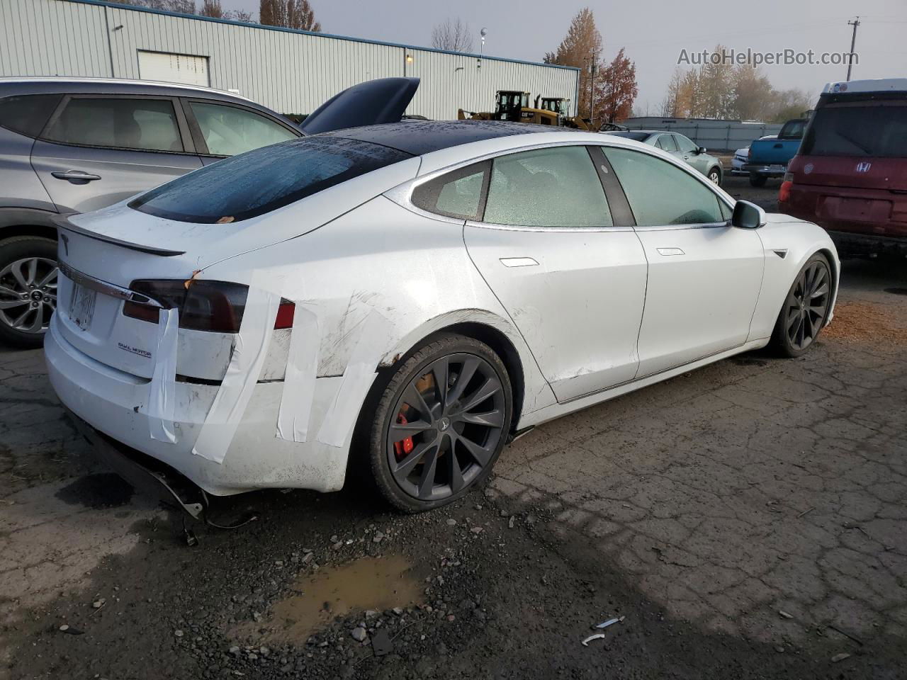 2019 Tesla Model S  White vin: 5YJSA1E49KF347760