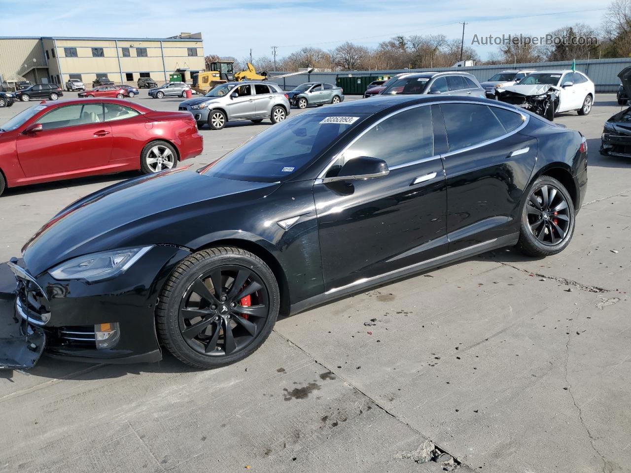 2015 Tesla Model S  Черный vin: 5YJSA1E4XFF107932