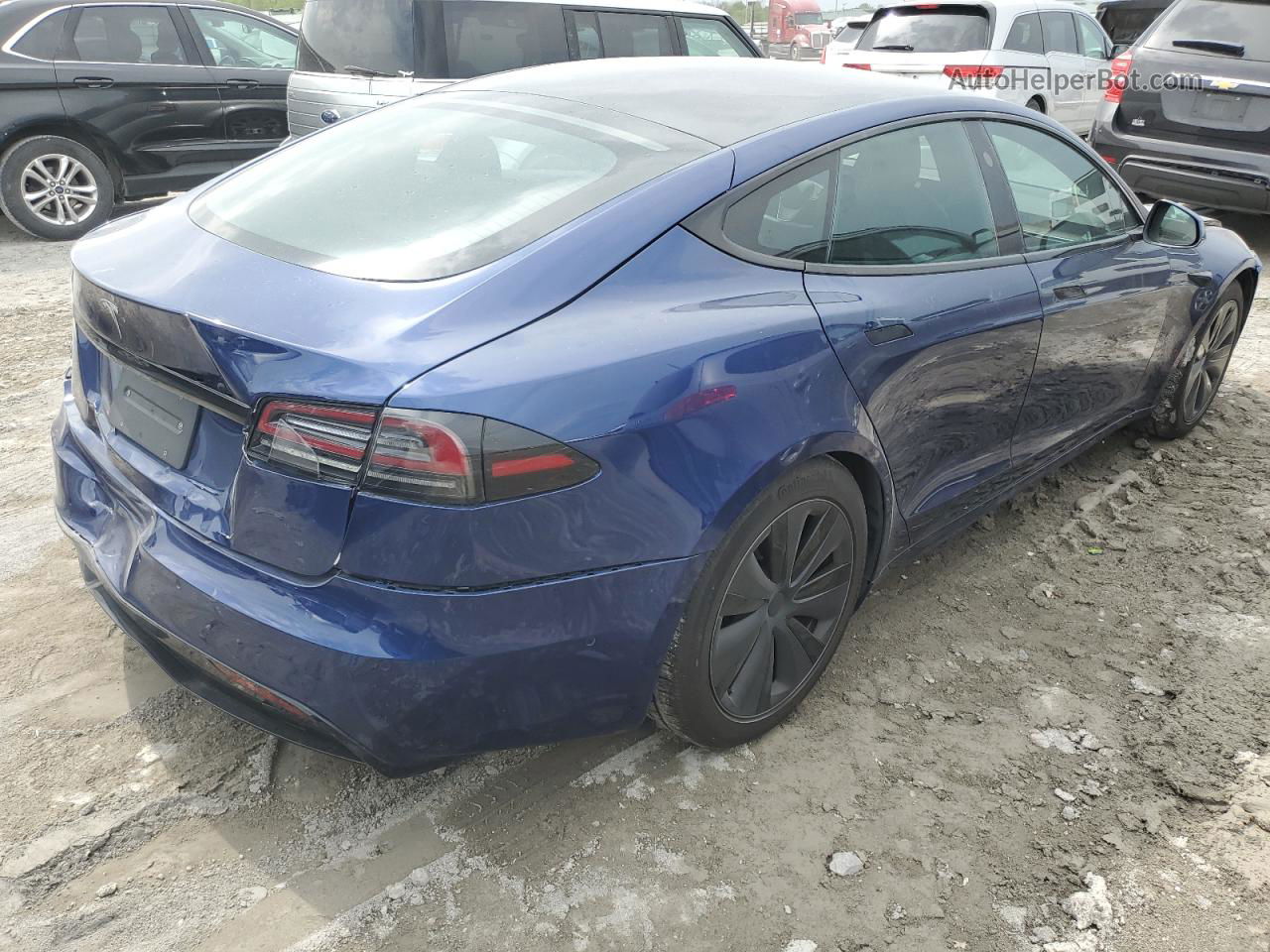 2022 Tesla Model S  Blue vin: 5YJSA1E50NF492716