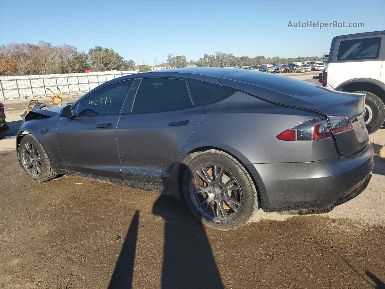 2022 Tesla Model S  Gray vin: 5YJSA1E51NF470207