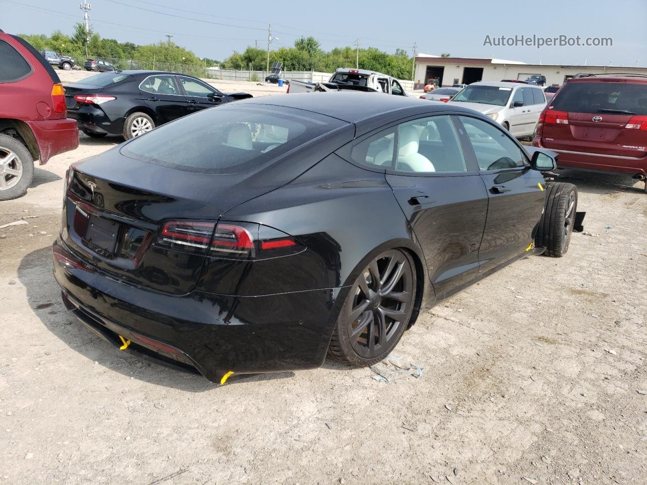 2022 Tesla Model S  Черный vin: 5YJSA1E57NF491191