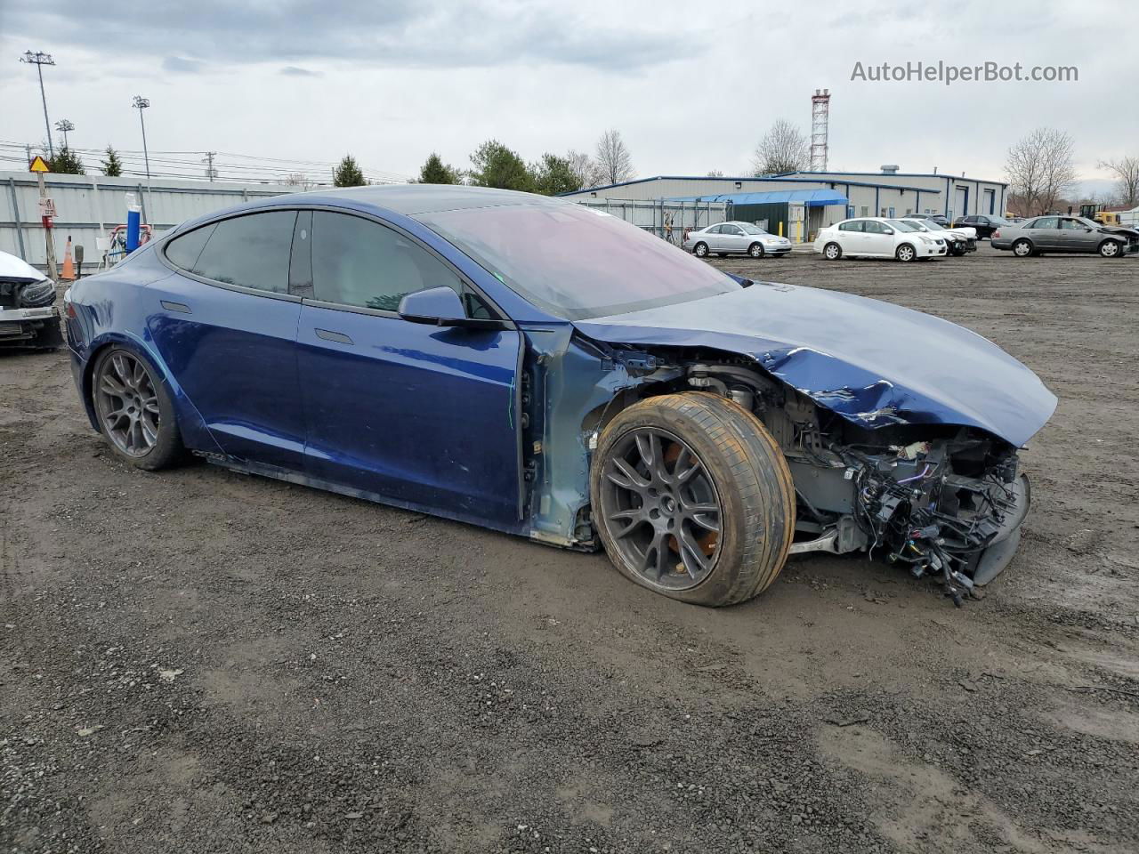 2022 Tesla Model S  Blue vin: 5YJSA1E59NF471086