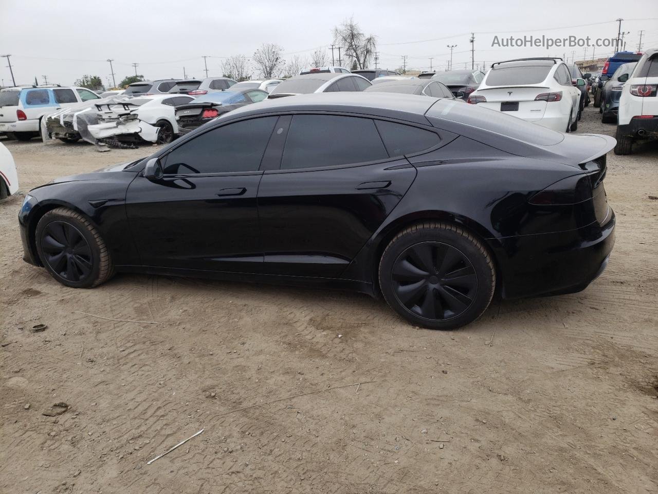 2022 Tesla Model S  Черный vin: 5YJSA1E62NF459967