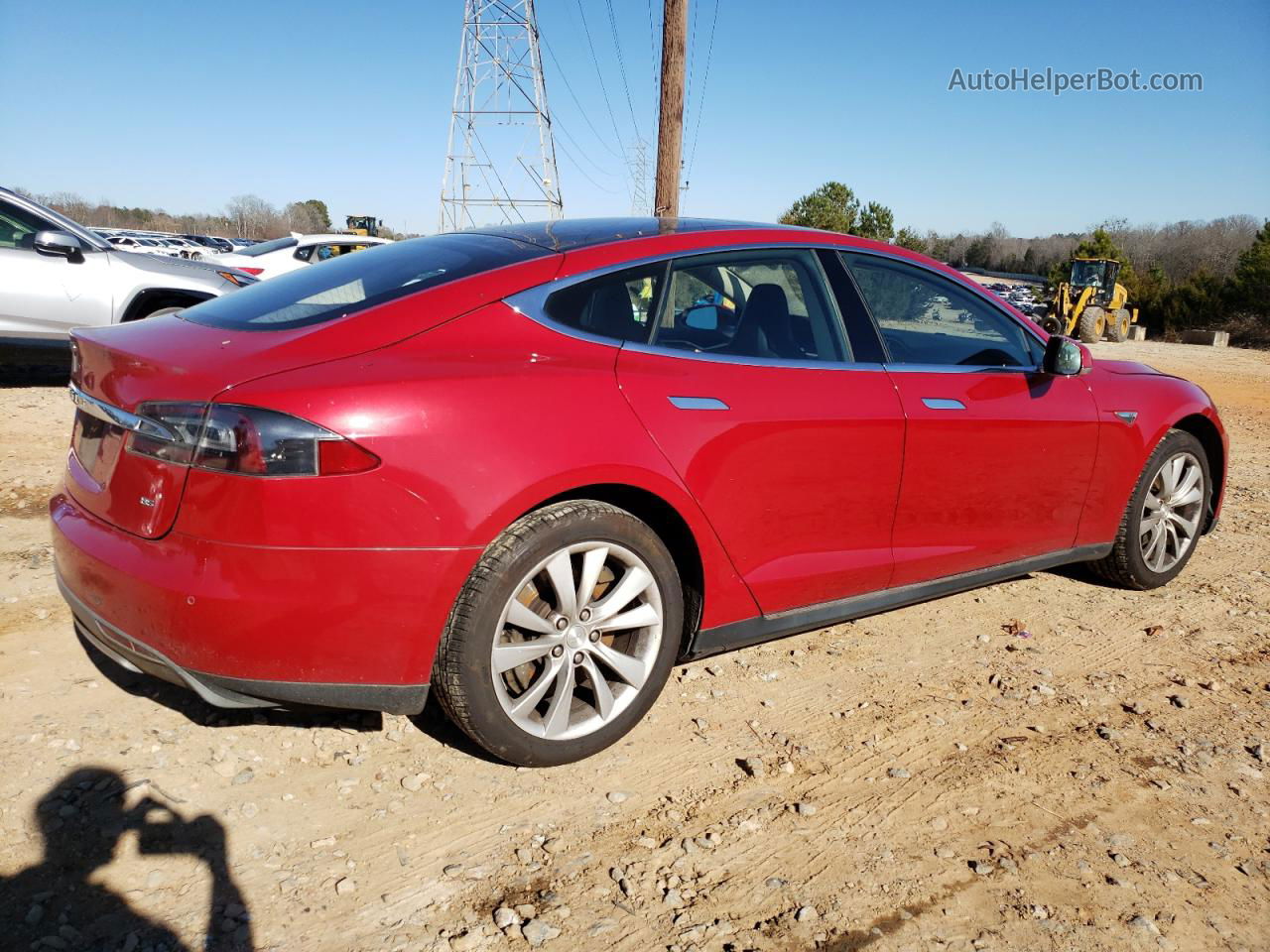 2014 Tesla Model S  Red vin: 5YJSA1H10EFP29102