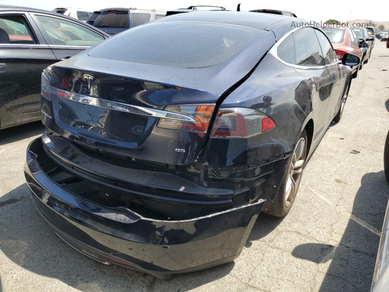 2014 Tesla Model S  Blue vin: 5YJSA1H10EFP44070