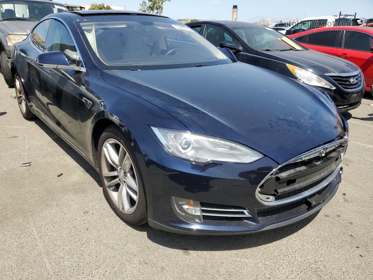 2014 Tesla Model S  Синий vin: 5YJSA1H10EFP44070