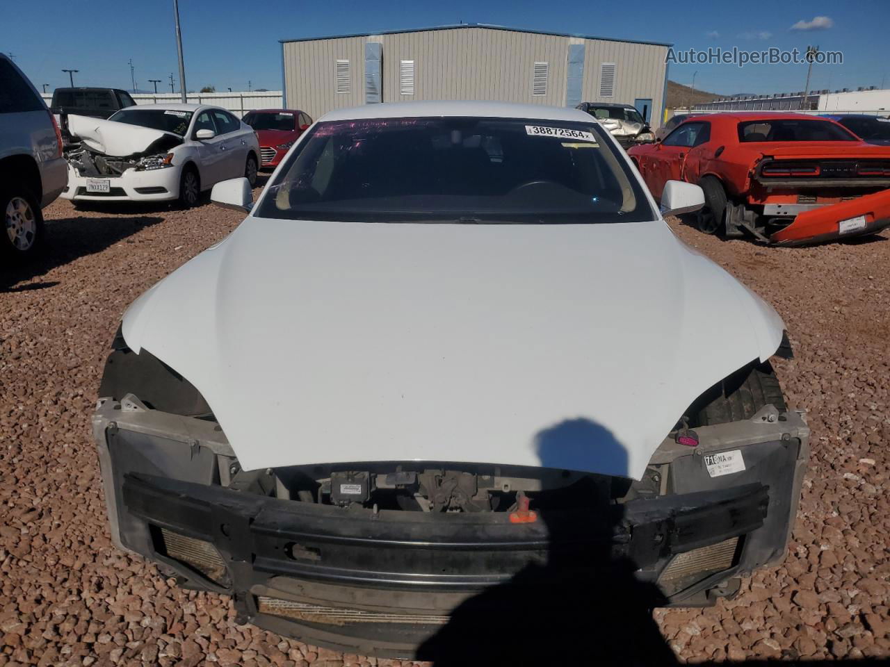 2014 Tesla Model S  White vin: 5YJSA1H11EFP31800