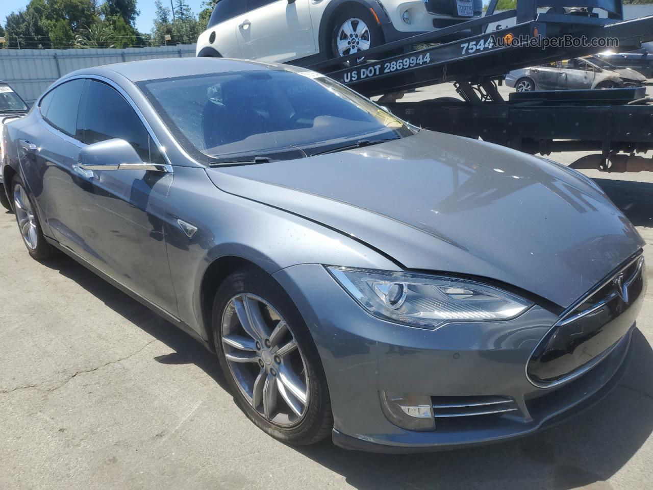 2014 Tesla Model S  Gray vin: 5YJSA1H11EFP36415