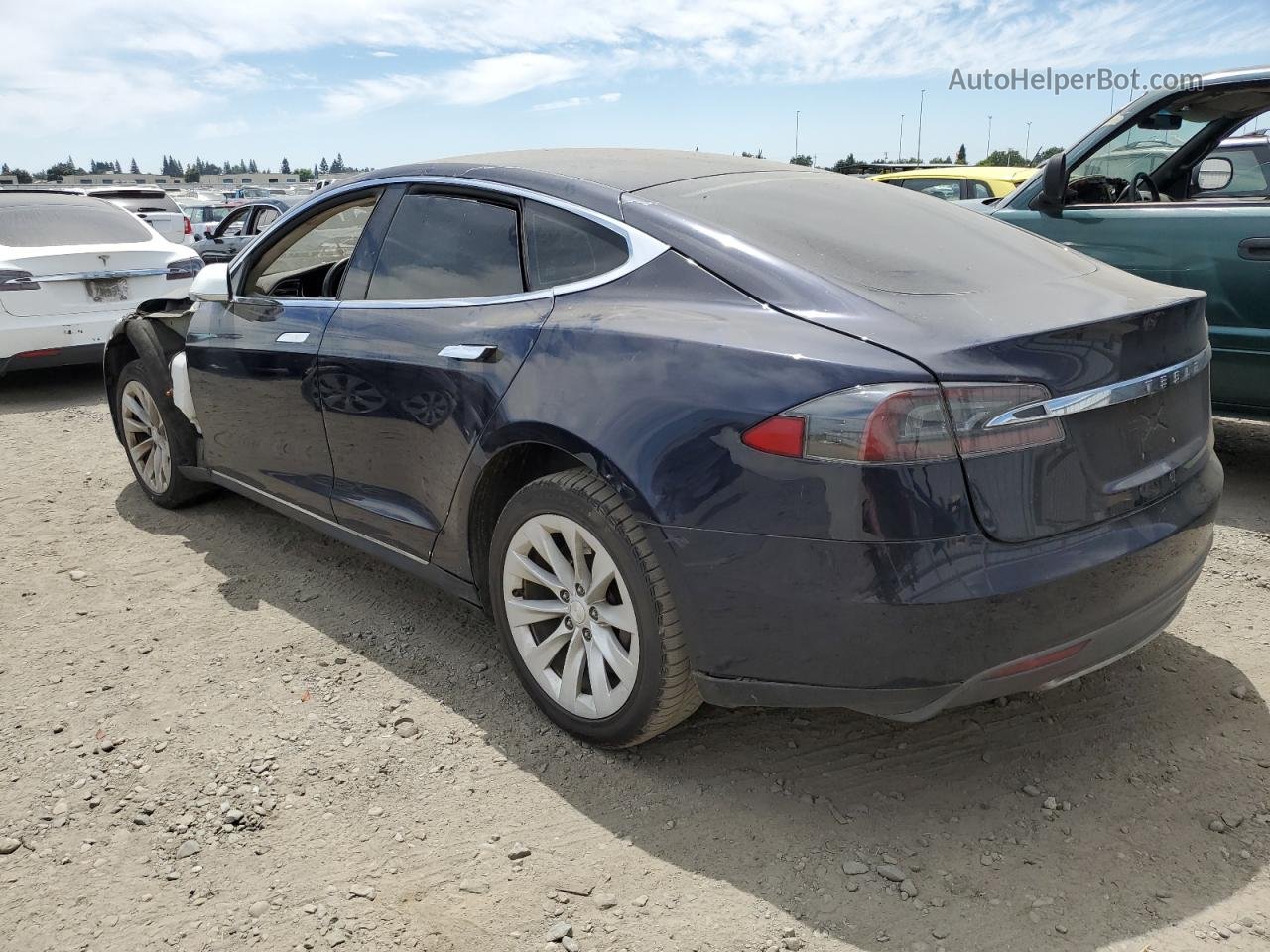 2014 Tesla Model S  Blue vin: 5YJSA1H11EFP39413