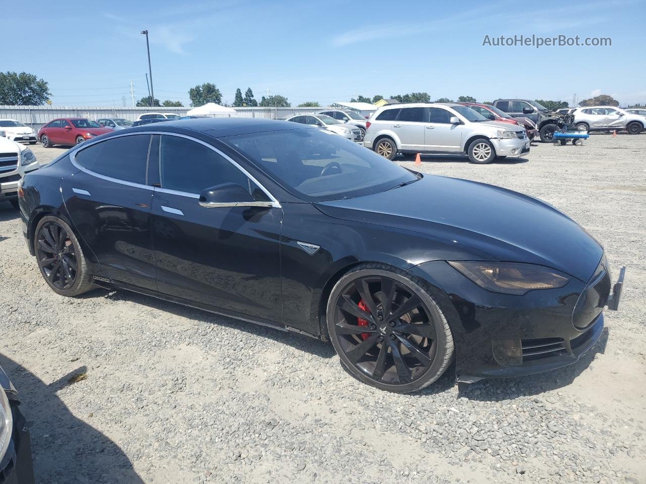 2014 Tesla Model S  Black vin: 5YJSA1H11EFP51545