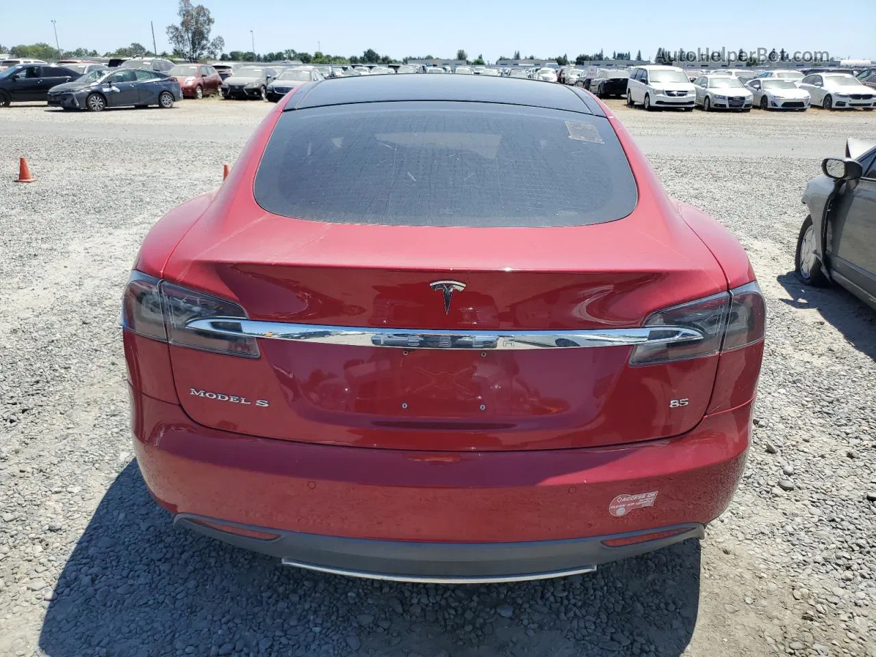 2014 Tesla Model S  Красный vin: 5YJSA1H11EFP52257