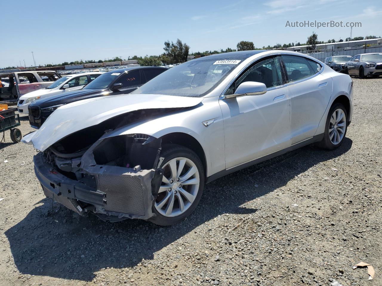 2014 Tesla Model S  Серебряный vin: 5YJSA1H11EFP53800