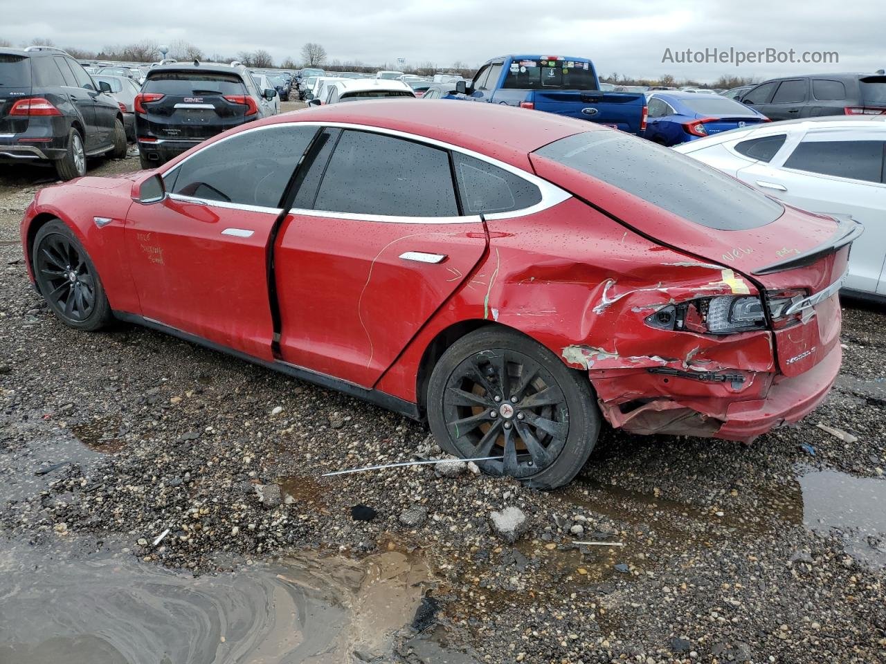2014 Tesla Model S  Red vin: 5YJSA1H11EFP62299